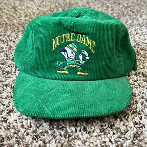 Vintage notes dame corduroy hat